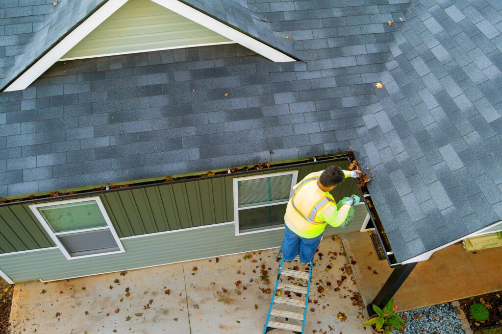 toro exteriors:Key Benefits of Gutter Maintenance