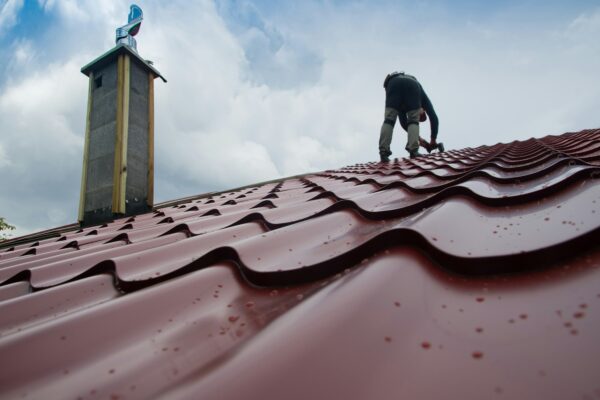 Find Top Commercial Roofers: Expert Tips to Choose Right