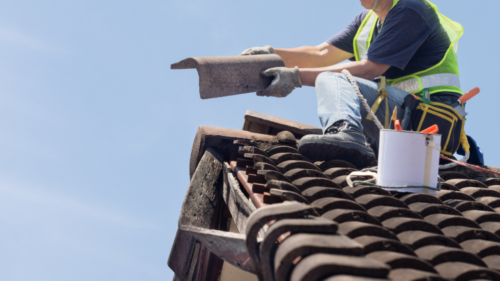 Toro Exteriors: commercial roof repairs-cover roof1