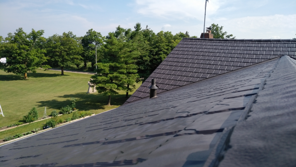 Toro Exteriors: metal roofs contractors nearby-pic 252